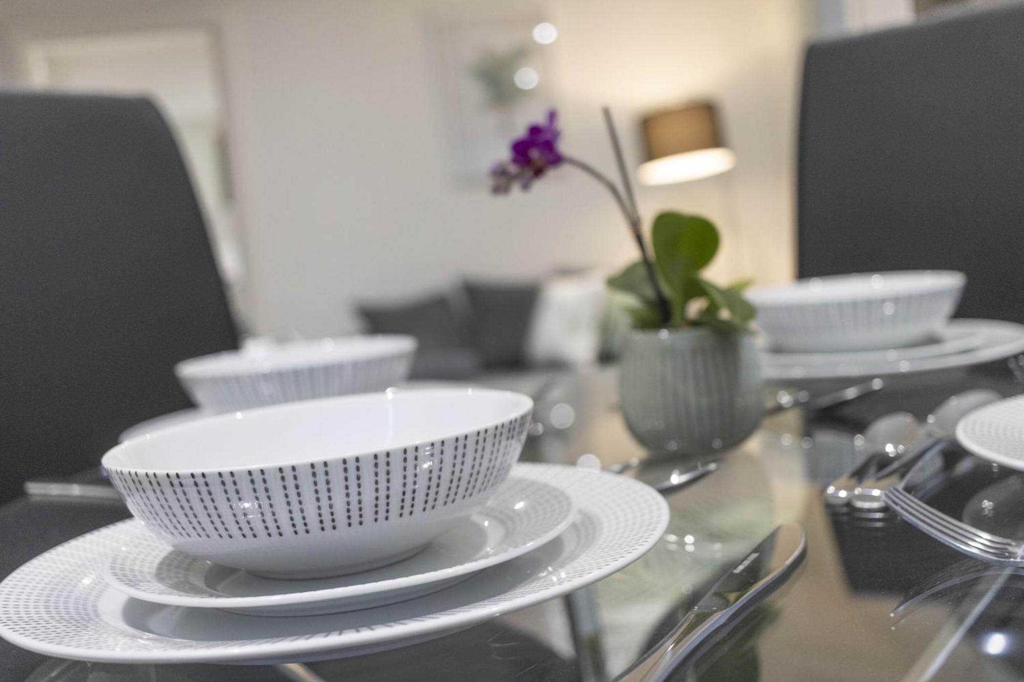 Apartamento Linacre 11 - Modern 2 Bed Behind The Cathedral With Free Parking And Fast Wifi Exeter Exterior foto